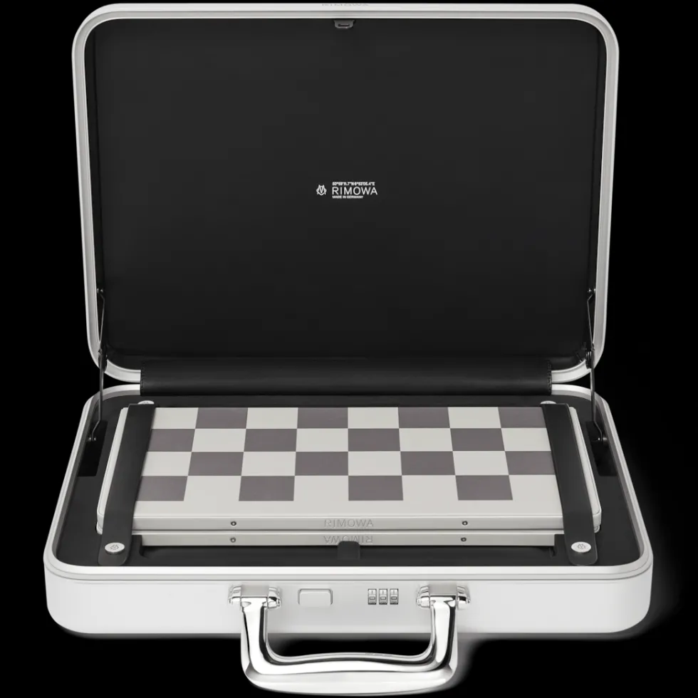 New Chess Chess Attaché